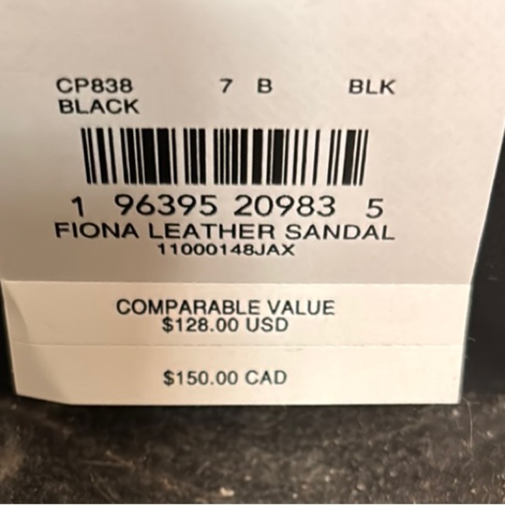 Coach Black Sandals Elegant Comfortable. - Picture 5 of 6